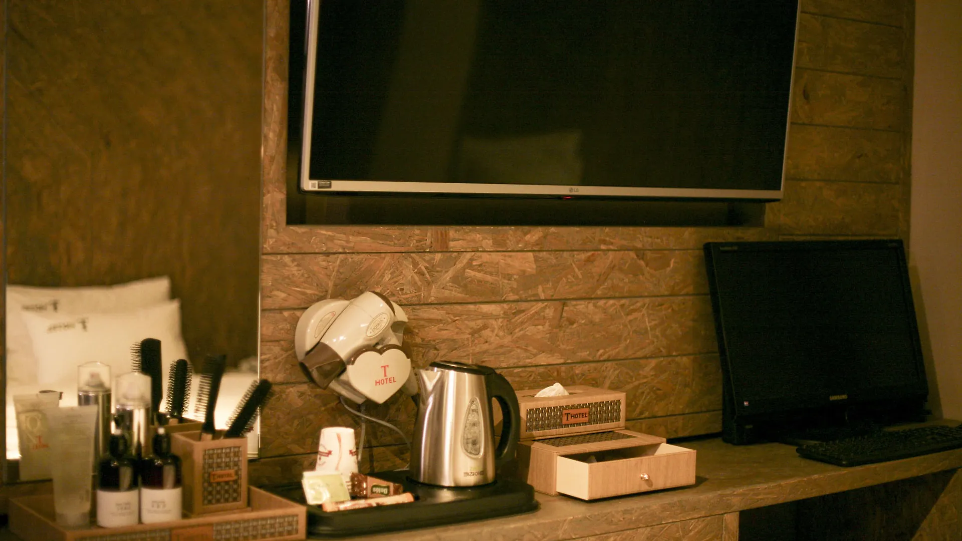 T Hotel Busan 2*,